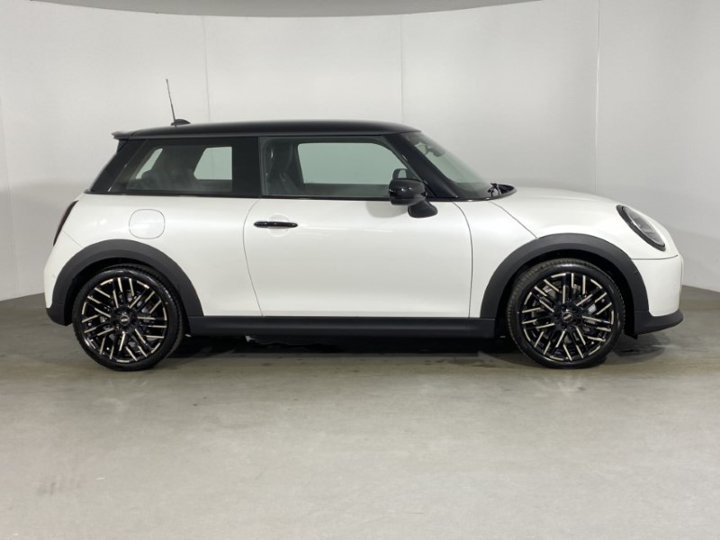 2025 (74) MINI COOPER 2.0 S Exclusive 3dr Auto 4782813