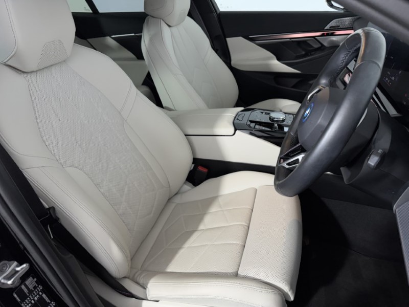 2023 (73) BMW I5 250kW eDrive40 M Sport Pro 84kWh 4dr Auto 4891288