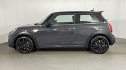 2019 (19) MINI HATCHBACK 2.0 Cooper S Sport II 3dr 4826065