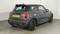 2019 (19) MINI HATCHBACK 2.0 Cooper S Sport II 3dr 4826069