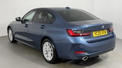 2025 (25) BMW 3 SERIES 320i Sport 4dr Step Auto 1