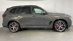 2025 (25) BMW X5 xDrive30d MHT M Sport 5dr Auto 4828025