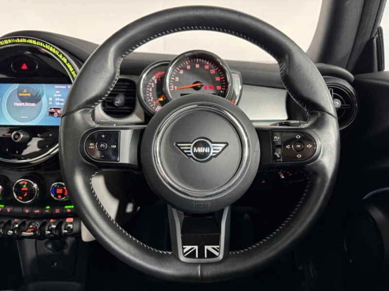2022 (71) MINI HATCHBACK 2.0 Cooper S Exclusive 3dr 4903674