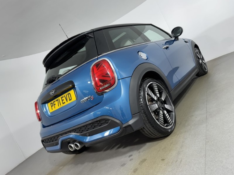 2022 (71) MINI HATCHBACK 2.0 Cooper S Exclusive 3dr 4903706