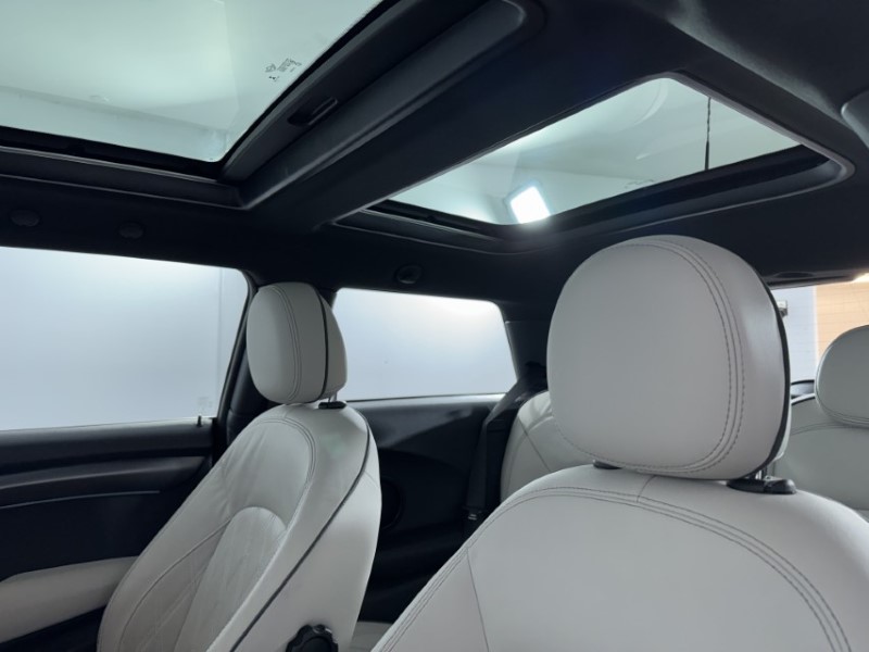 2022 (71) MINI HATCHBACK 2.0 Cooper S Exclusive 3dr 4903693