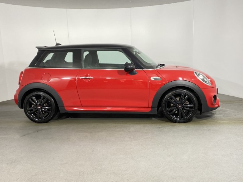 2018 (68) MINI HATCHBACK 1.5 Cooper II 3dr Auto 4858836