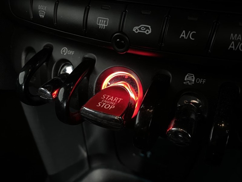 2018 (68) MINI HATCHBACK 1.5 Cooper II 3dr Auto 4858811