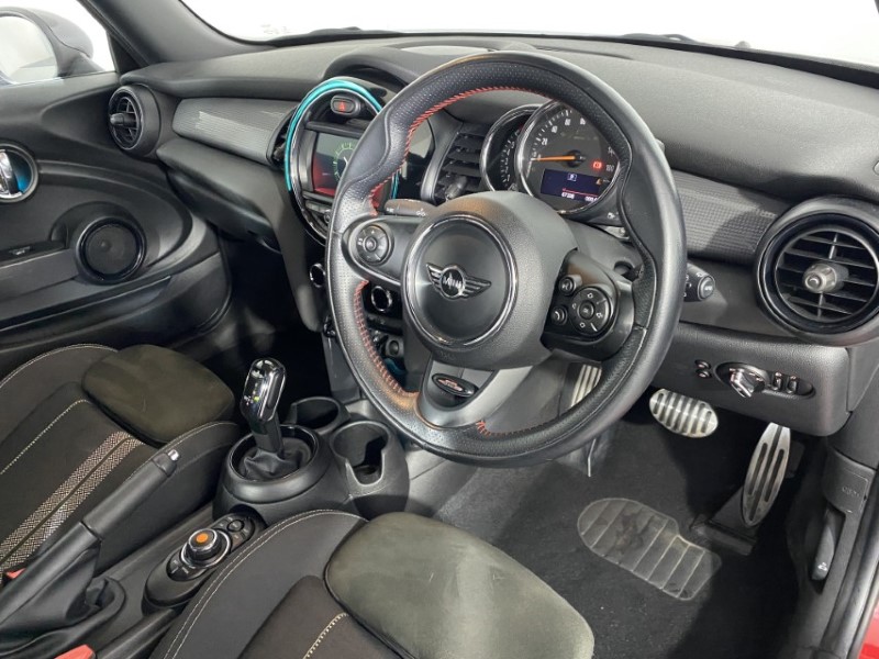 2018 (68) MINI HATCHBACK 1.5 Cooper II 3dr Auto 4858812