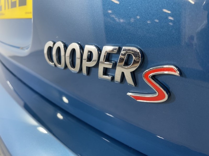 2022 (72) MINI HATCHBACK 2.0 Cooper S Exclusive 3dr Auto 4835773