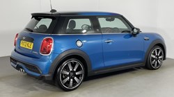 2022 (72) MINI HATCHBACK 2.0 Cooper S Exclusive 3dr Auto 4835809