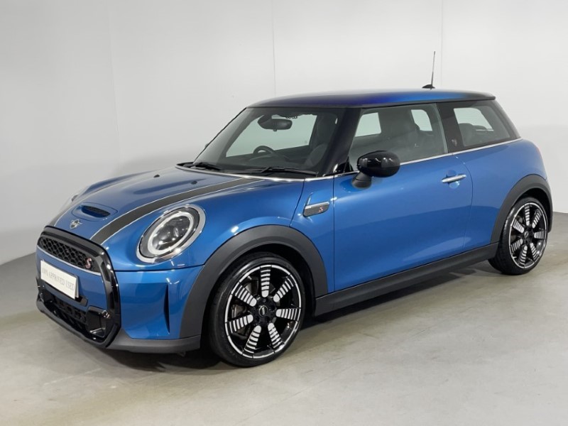2022 (72) MINI HATCHBACK 2.0 Cooper S Exclusive 3dr Auto 4835796