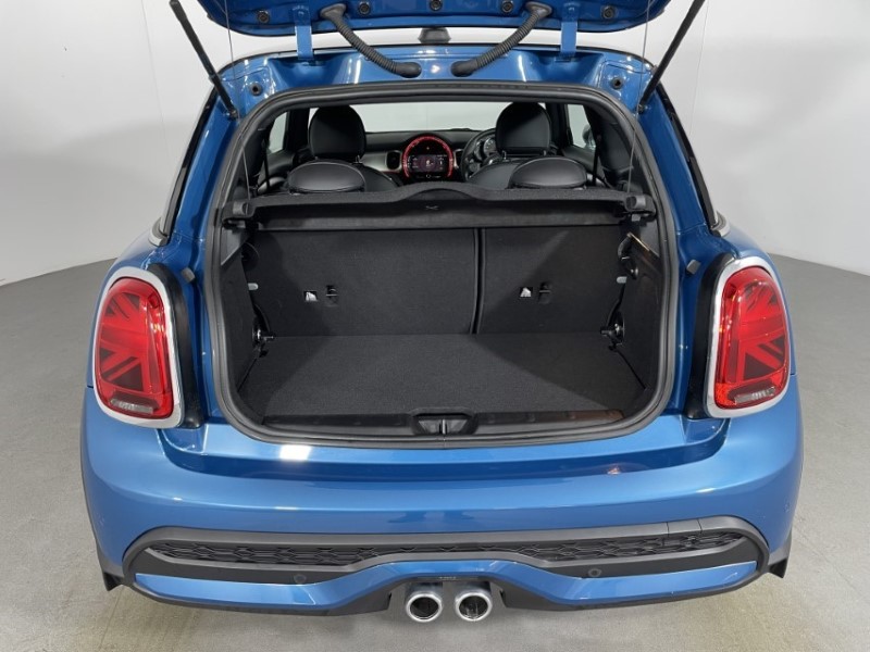 2022 (72) MINI HATCHBACK 2.0 Cooper S Exclusive 3dr Auto 4835775