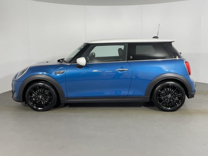 2024 (24) MINI HATCHBACK 2.0 Cooper S Exclusive Premium 3dr Auto 4864240