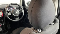 2021 (21) MINI HATCHBACK 2.0 Cooper S Classic 5dr Auto 4864782