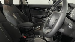 2021 (21) MINI HATCHBACK 2.0 Cooper S Classic 5dr Auto 4864745