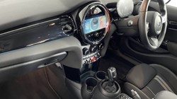 2021 (21) MINI HATCHBACK 2.0 Cooper S Classic 5dr Auto 4864784
