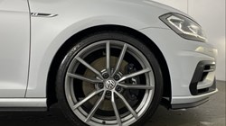 2018 (68) VOLKSWAGEN GOLF 2.0 TSI 310 R 5dr 4MOTION 4826012