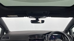 2018 (68) VOLKSWAGEN GOLF 2.0 TSI 310 R 5dr 4MOTION 4825921