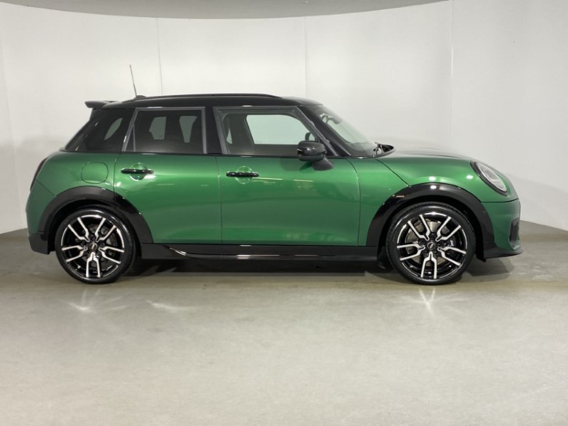 2025 (75) MINI COOPER 2.0 S Classic [Level 2] 5dr Auto 4821951