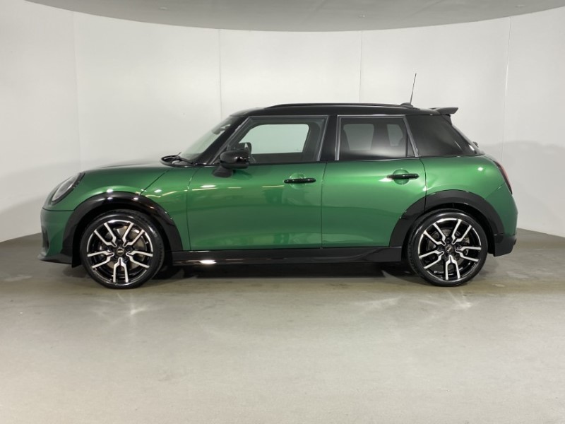 2025 (75) MINI COOPER 2.0 S Classic [Level 2] 5dr Auto 4821943