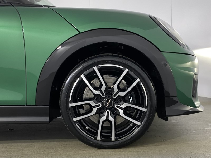 2025 (75) MINI COOPER 2.0 S Classic [Level 2] 5dr Auto 4821927