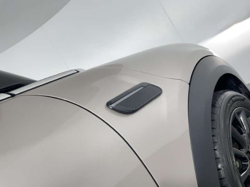 2023 (23) MINI HATCHBACK 1.5 Cooper Classic 3dr Auto 4844015