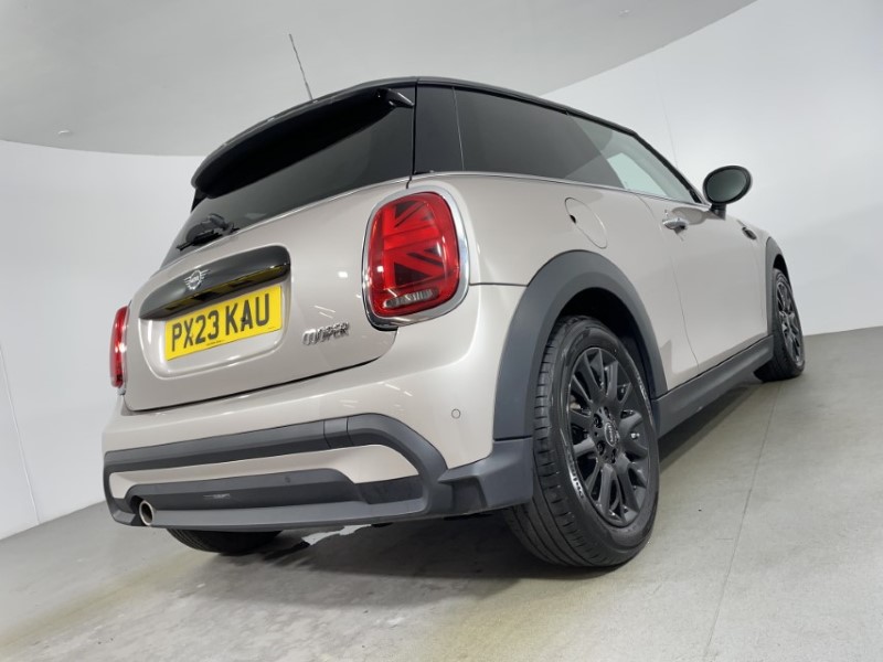 2023 (23) MINI HATCHBACK 1.5 Cooper Classic 3dr Auto 4844021