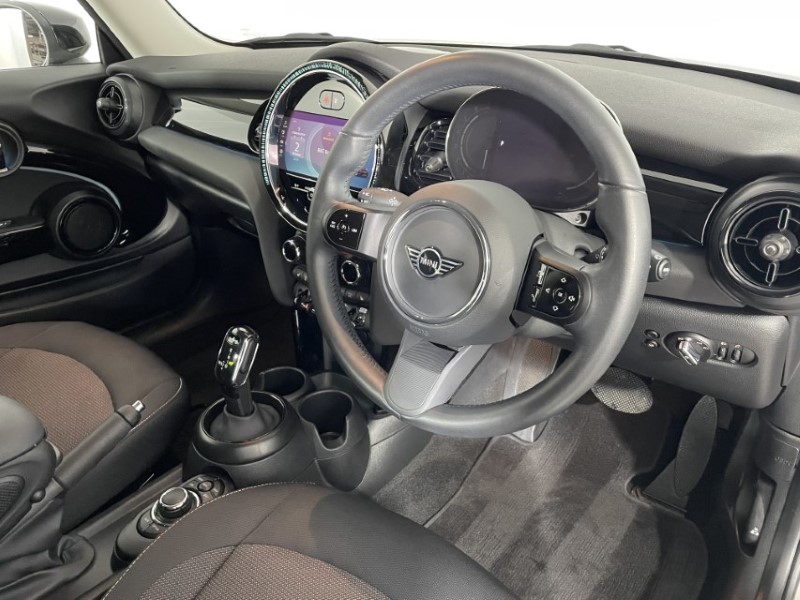 2023 (23) MINI HATCHBACK 1.5 Cooper Classic 3dr Auto 4844003