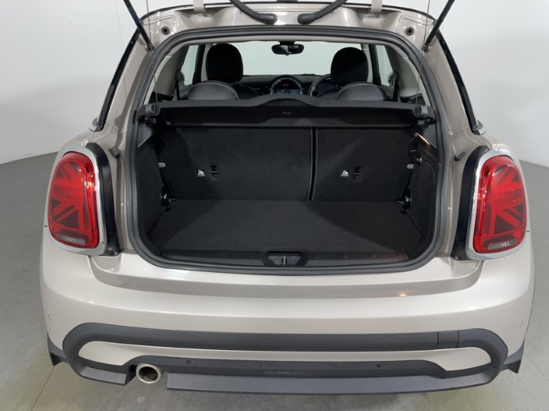 2023 (23) MINI HATCHBACK 1.5 Cooper Classic 3dr Auto 4844007