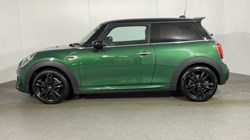 2020 (70) MINI HATCHBACK 1.5 Cooper Sport II 3dr 4839920