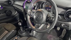 2020 (70) MINI HATCHBACK 1.5 Cooper Sport II 3dr 4839888