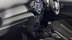 2020 (70) MINI HATCHBACK 1.5 Cooper Sport II 3dr 4839895