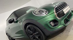 2020 (70) MINI HATCHBACK 1.5 Cooper Sport II 3dr 4839932