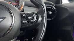 2020 (70) MINI HATCHBACK 1.5 Cooper Sport II 3dr 4839882