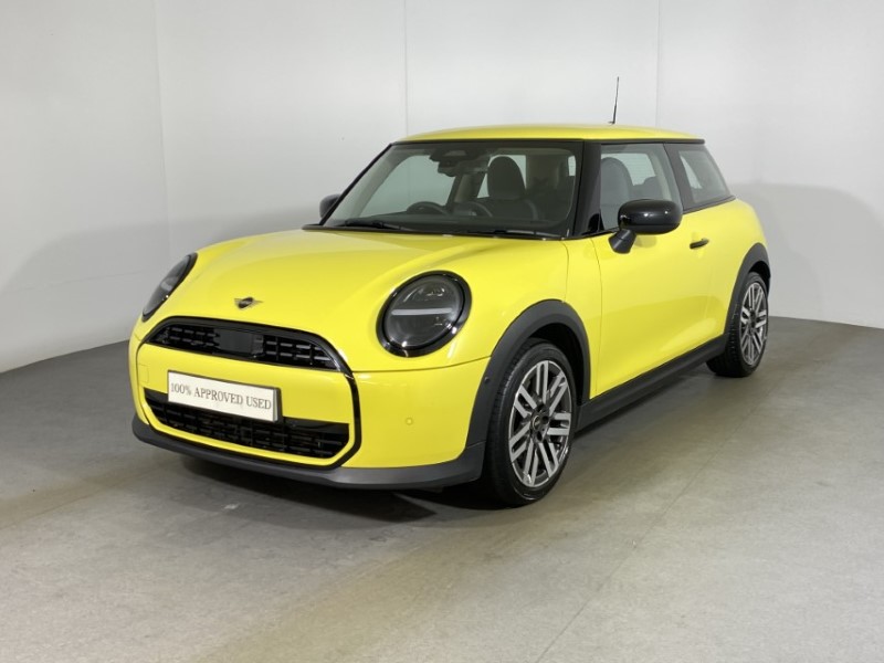 2024 (74) MINI COOPER 1.5 C Classic 3dr Auto 4844360