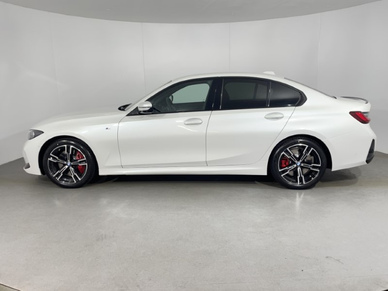 2025 (25) BMW 3 SERIES 320i M Sport 4dr Step Auto [Tech/Pro Pack] 4869170