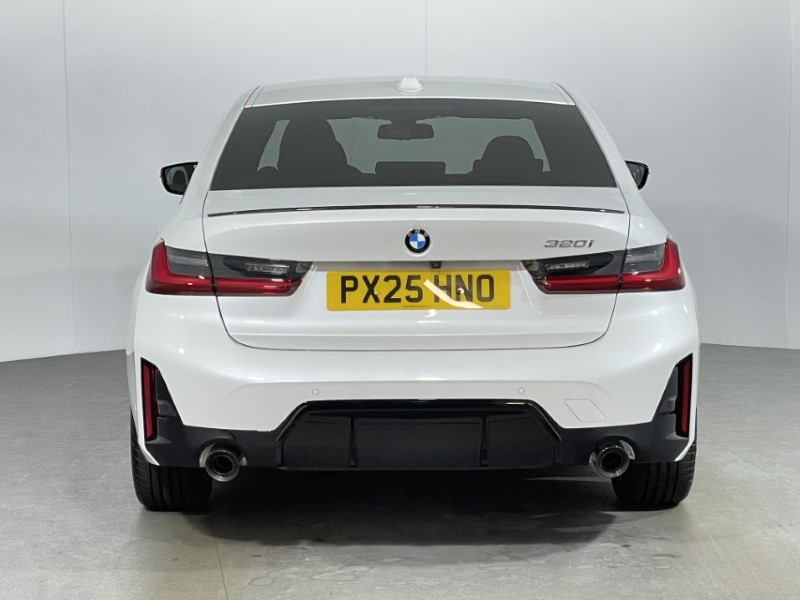 2025 (25) BMW 3 SERIES 320i M Sport 4dr Step Auto [Tech/Pro Pack] 4869144
