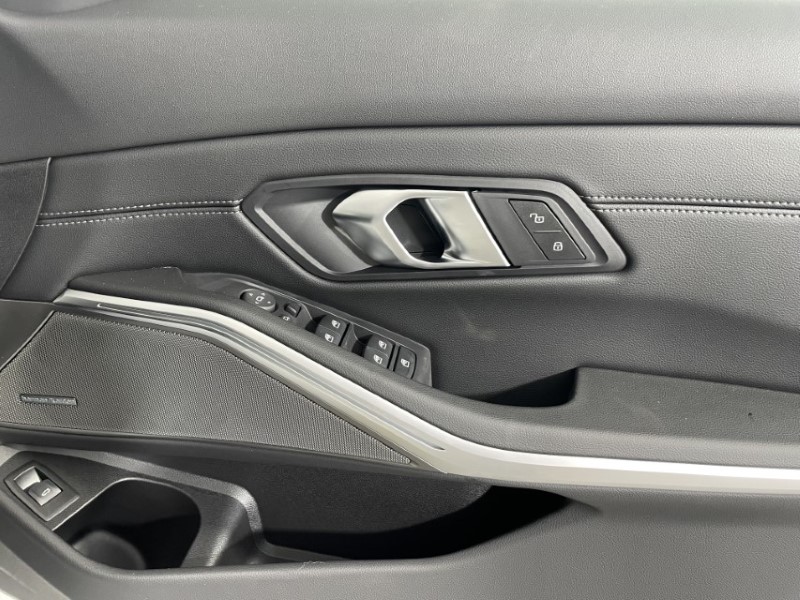 2025 (25) BMW 3 SERIES 320i M Sport 4dr Step Auto [Tech/Pro Pack] 4869129