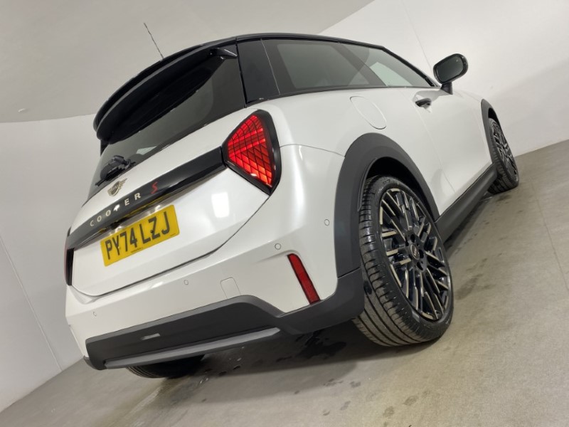 2025 (74) MINI COOPER 2.0 S Exclusive 3dr Auto 4846956