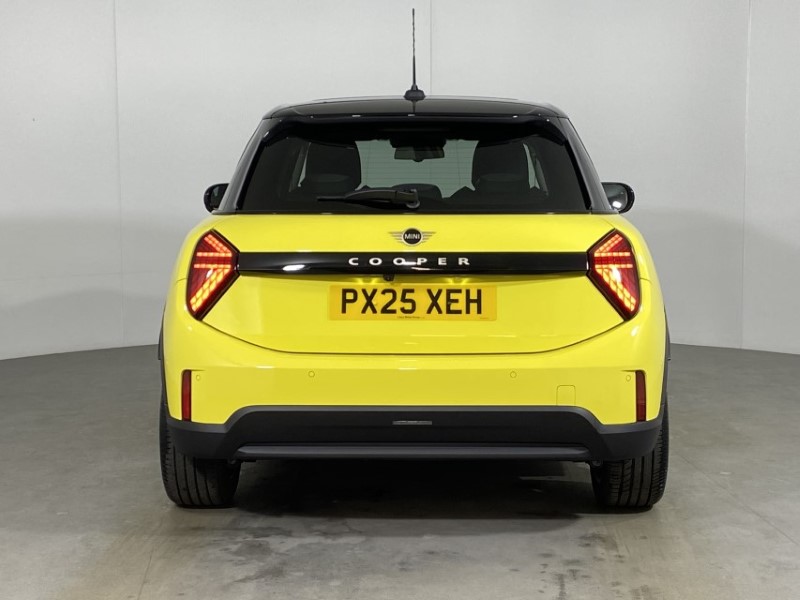 2025 (25) MINI COOPER 1.5 C Classic 5dr Auto 4846899