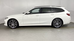 2025 (25) BMW 3 SERIES 320i Sport 5dr Step Auto 4862175