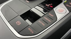 2025 (25) BMW 3 SERIES 320i Sport 5dr Step Auto 4862140