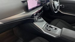 2025 (25) BMW 3 SERIES 320i Sport 5dr Step Auto 4862150