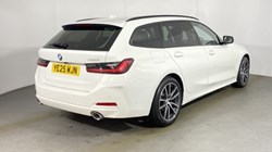 2025 (25) BMW 3 SERIES 320i Sport 5dr Step Auto 4862181