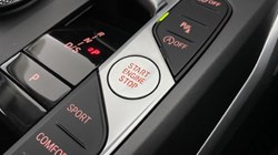 2025 (25) BMW 3 SERIES 320i Sport 5dr Step Auto 4862138