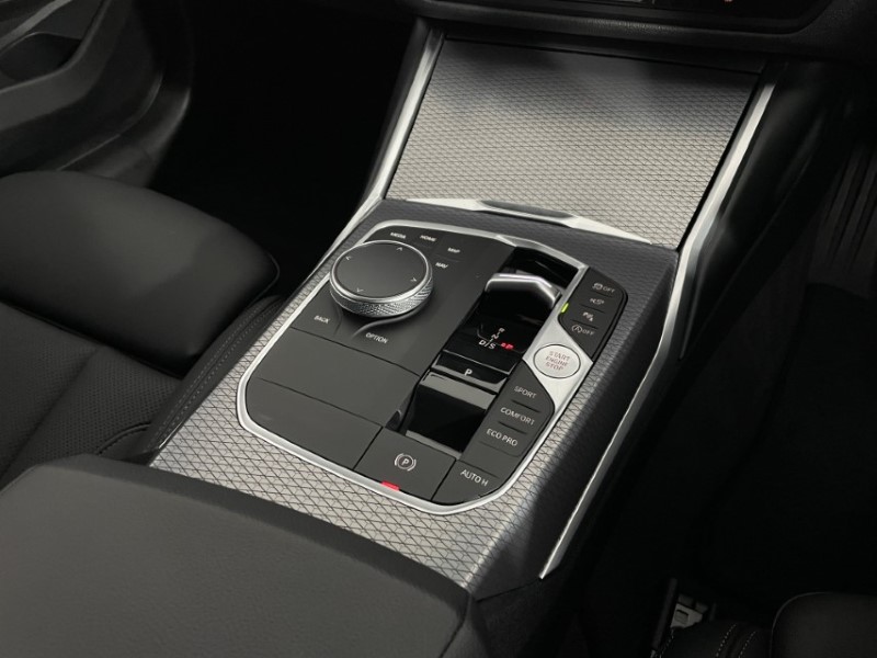 2025 (25) BMW 3 SERIES 320i M Sport 5dr Step Auto 4896638