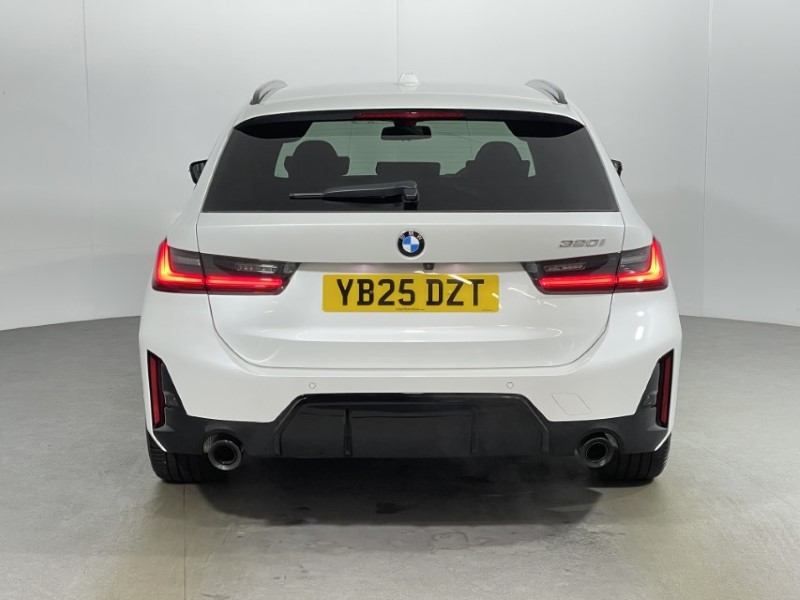2025 (25) BMW 3 SERIES 320i M Sport 5dr Step Auto 4896684