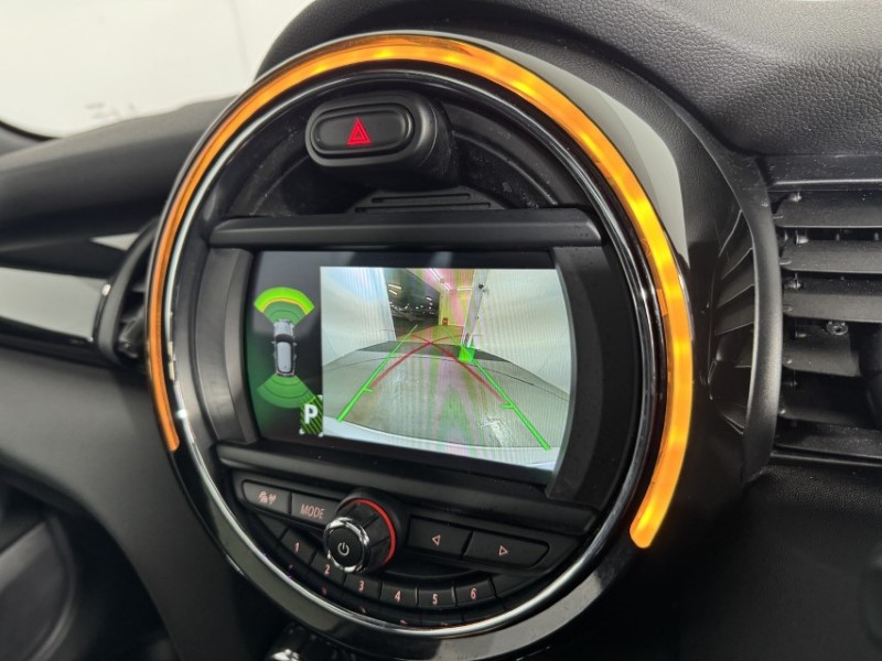 2019 (69) MINI HATCHBACK 1.5 Cooper Sport II 3dr Auto 5033359