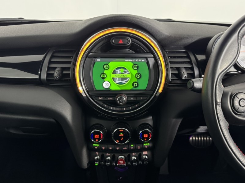 2019 (69) MINI HATCHBACK 1.5 Cooper Sport II 3dr Auto 5033360