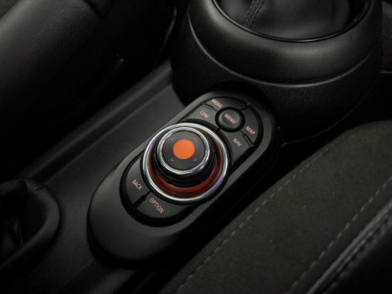 2019 (69) MINI HATCHBACK 1.5 Cooper Sport II 3dr Auto 5033362